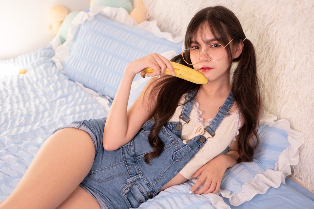 bella isabelleharis สาวน้อยตัวเล็ก โชว์อก คอนเทนต์ชวนเสียว 18+ 52