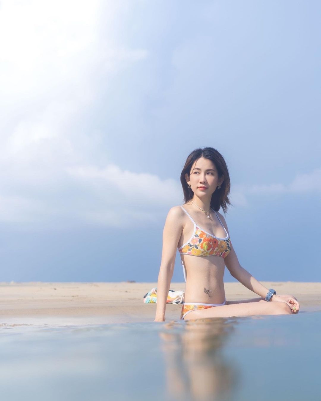 พลอย ภัทรากร ดาราสาว เซ็กซี่ ภาพเซ็ตชุดว่ายน้ำบิกินี่ โชว์หุ่น สุดแซ่บ 28