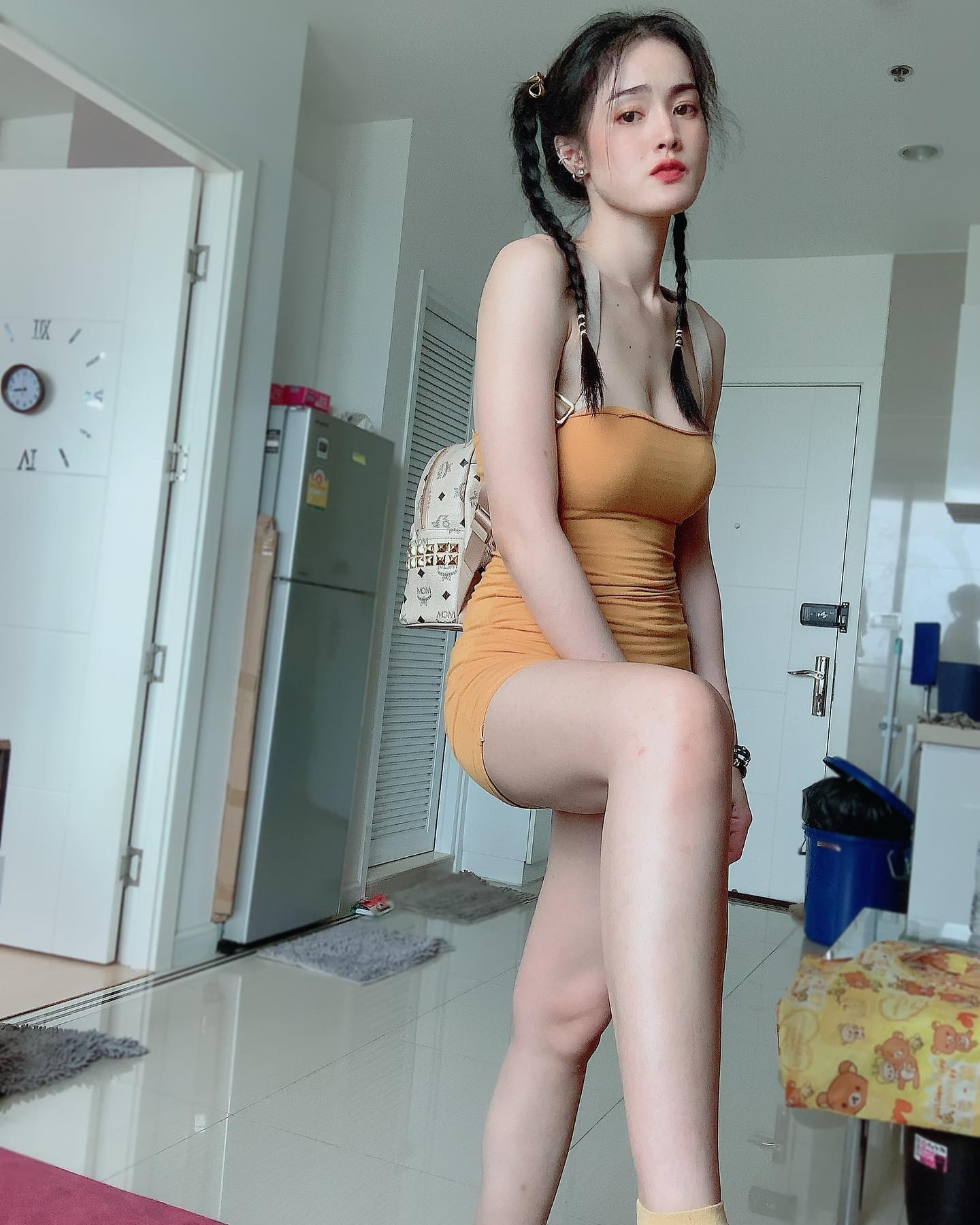ซันตั๋ง เพชรัตน์ นางแบบ เซ็กซี่ นมสวย การันตีโดย FHM และ PLAYBOY 38