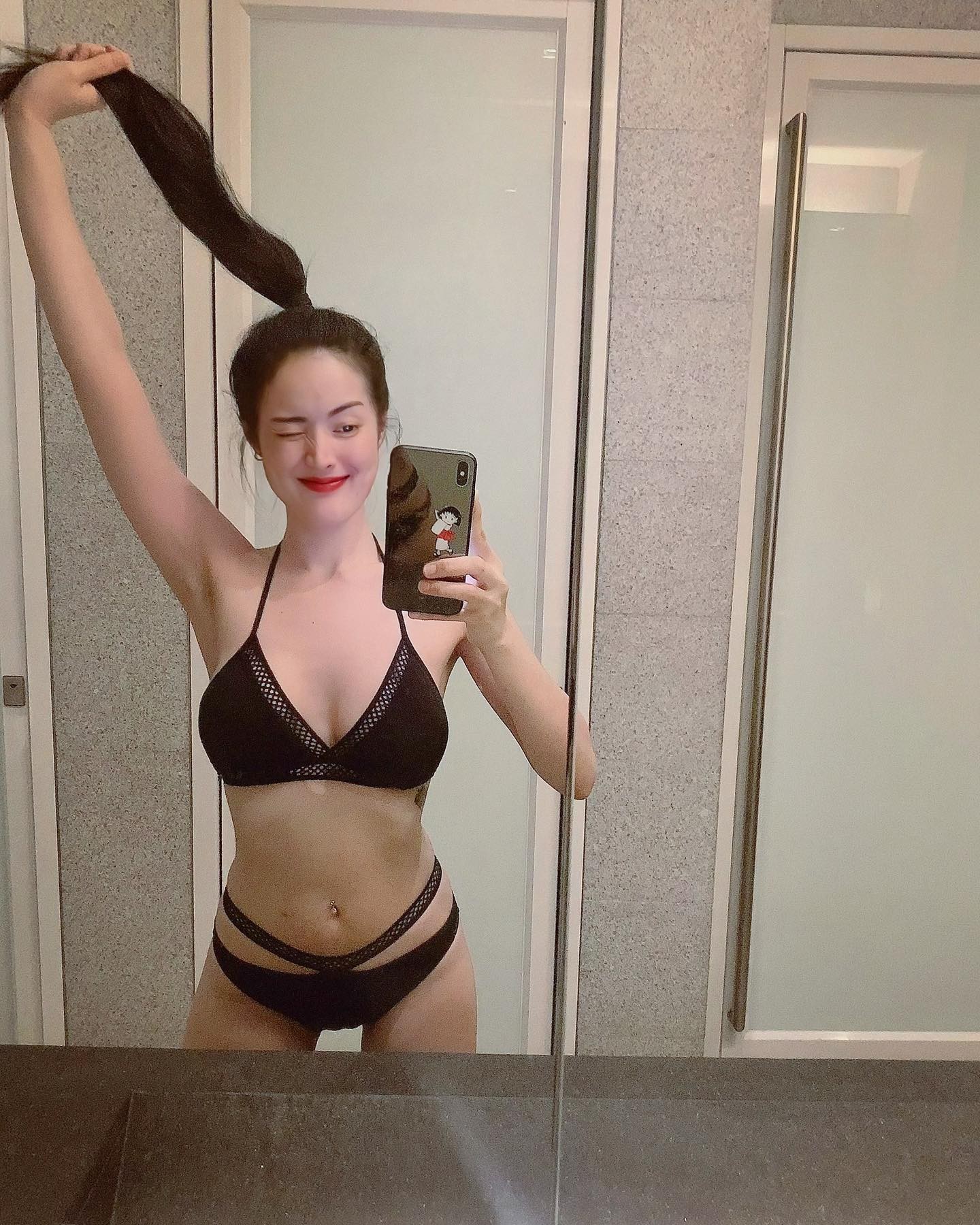 ซันตั๋ง เพชรัตน์ นางแบบ เซ็กซี่ นมสวย การันตีโดย FHM และ PLAYBOY 72