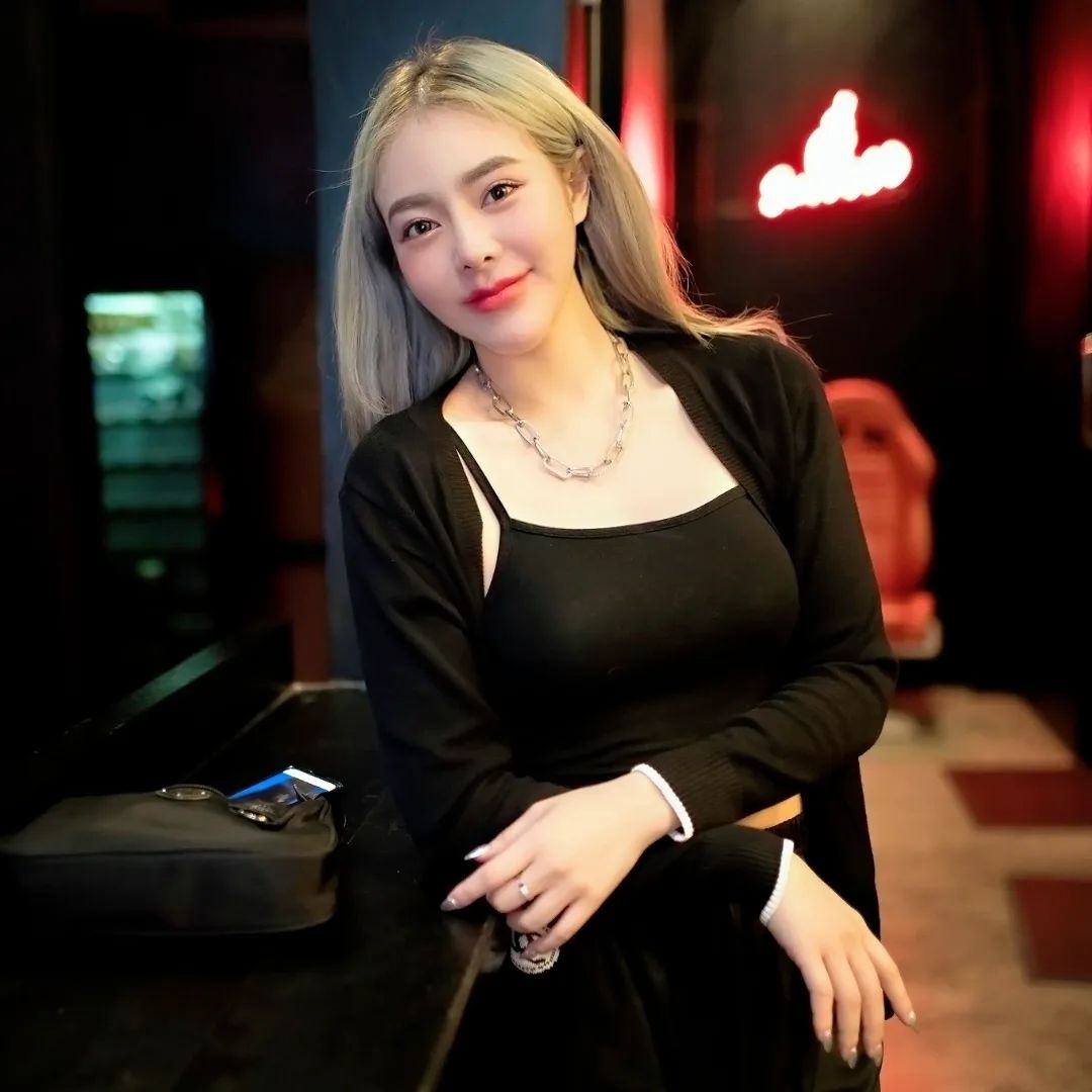 กัสจัง จีร่าร์ เน็ตไอดอล สาวสวย ดีกรีนักแสดงระดับฮอลลีวูด สุดฮอต 48