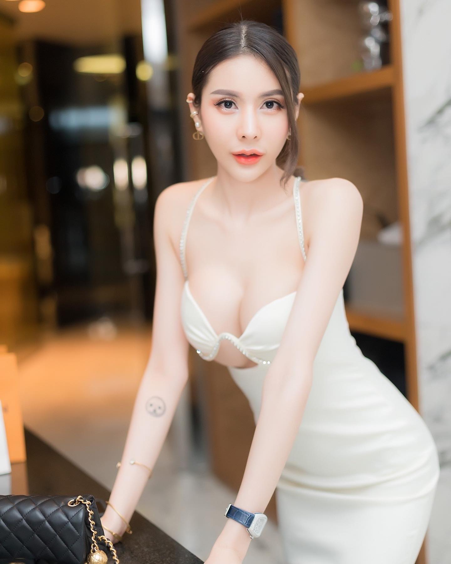 ดีเจโมนาลิซ่า สาวสวย ดีกรีดีเจสายแซ่บ มองมุมไหน ก็น่ารักไปหมด 28