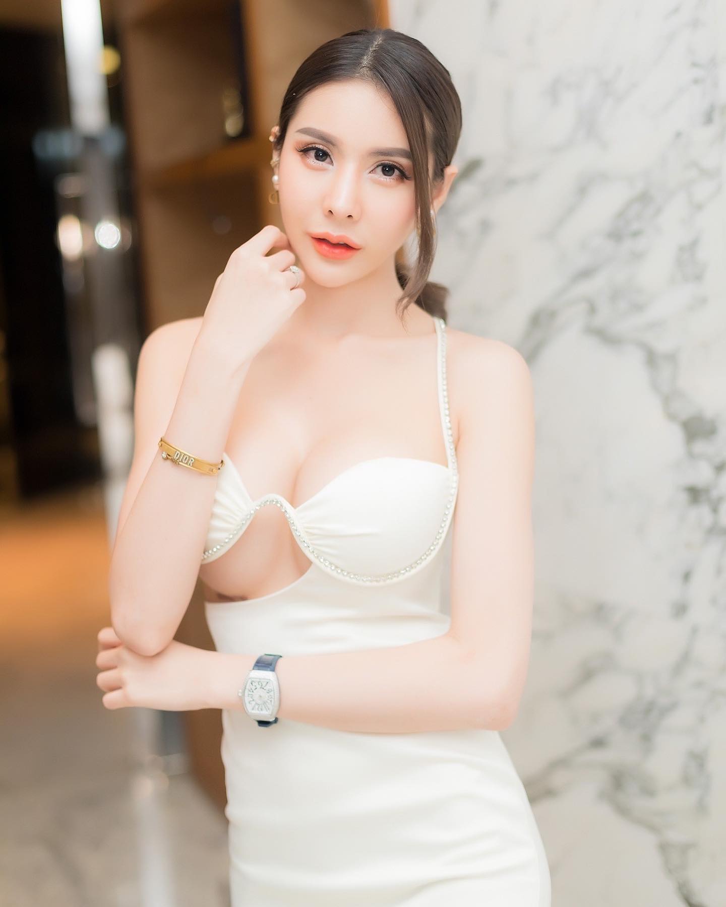 ดีเจโมนาลิซ่า สาวสวย ดีกรีดีเจสายแซ่บ มองมุมไหน ก็น่ารักไปหมด 29
