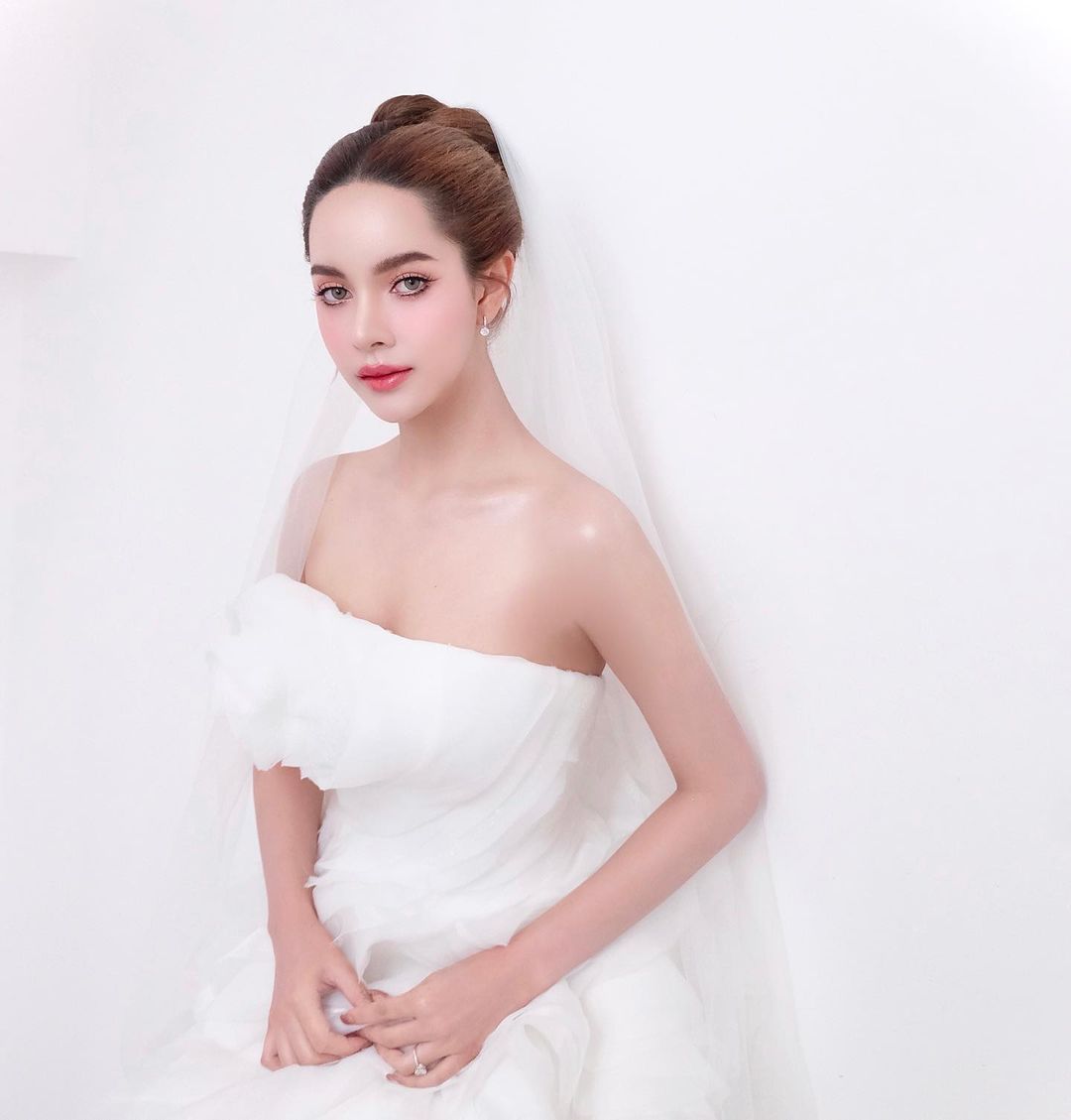 เปิดวาร์ป ส้มโอ ชมพูนุท ดีกรีมิสแกรนด์พังงา สู่นักแสดงสาวสวย 29