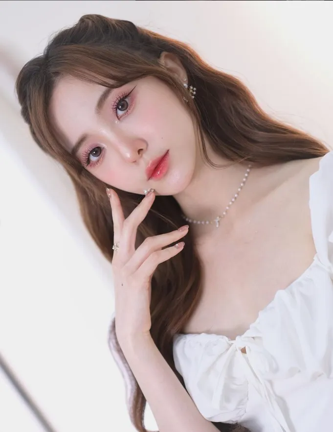 เนเน่ พรนับพัน เปิดวาร์ปความน่ารักและผลงานสุดปัง ให้ได้รับชมกัน 6