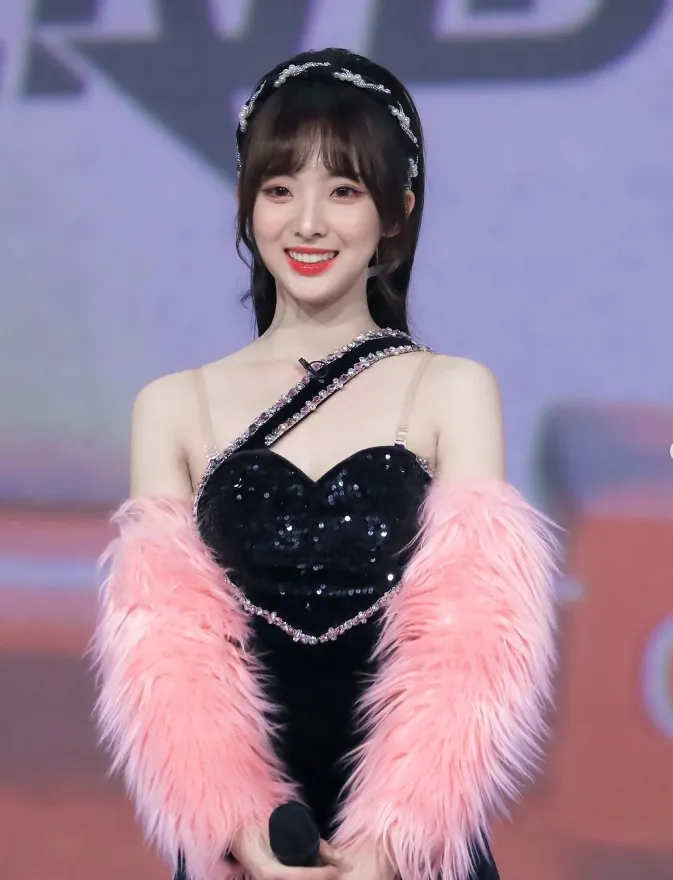 เนเน่ พรนับพัน เปิดวาร์ปความน่ารักและผลงานสุดปัง ให้ได้รับชมกัน 9