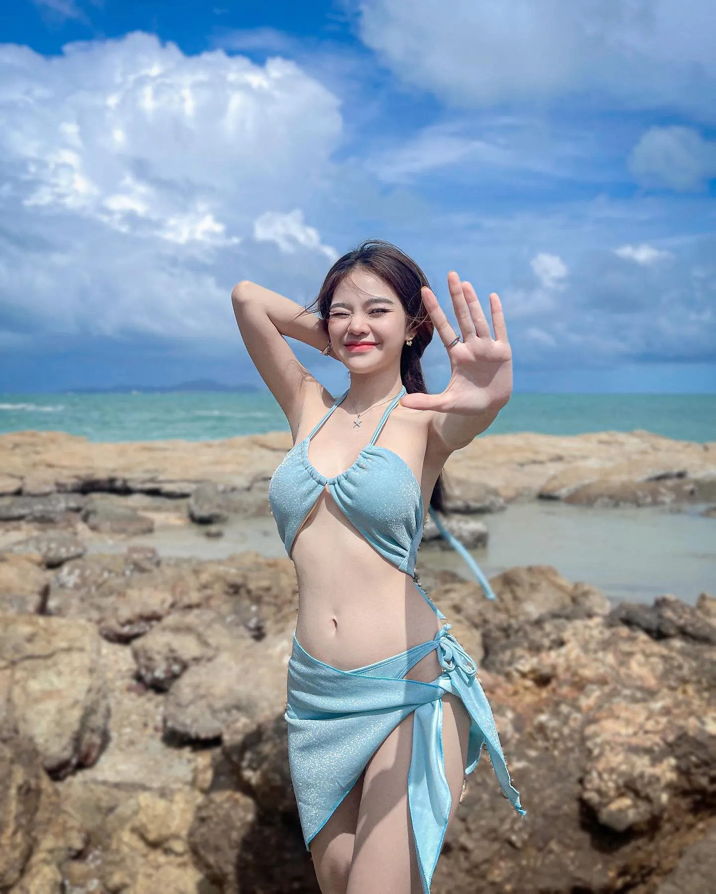 มายด์ ชนิกานต์ ดีกรีนางเอก MV หุ่นเซ็กซี่ งานดี ความสามารถเป๊ะเว่อร์ 12