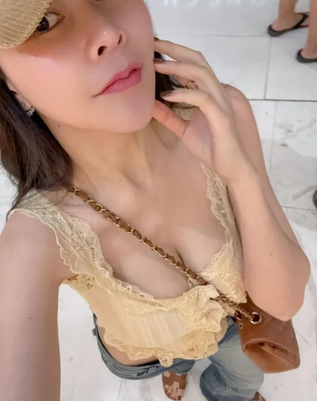 จิ๋ว ภัทรญา หรือ จิ๋ว 650 ซีซี ขาวสวย น่าเซี๊ยะ เซ็กซี่ ผลงานดี น่าติดตาม 6