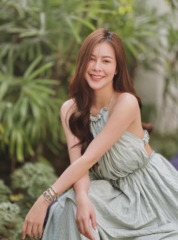 จิ๋ว ภัทรญา หรือ จิ๋ว 650 ซีซี ขาวสวย น่าเซี๊ยะ เซ็กซี่ ผลงานดี น่าติดตาม 16