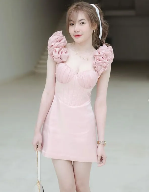 แชมเปญ ชมพูแพร น่ารัก