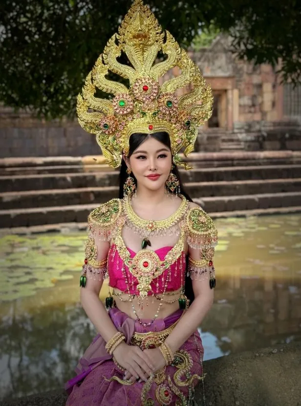 ลิลลี่ เหงียน ไฮโซสาวสวย คนดังจากโหนกระแส สวยเซ็กซี่ หุ่นแซ่บสุดปัง 1