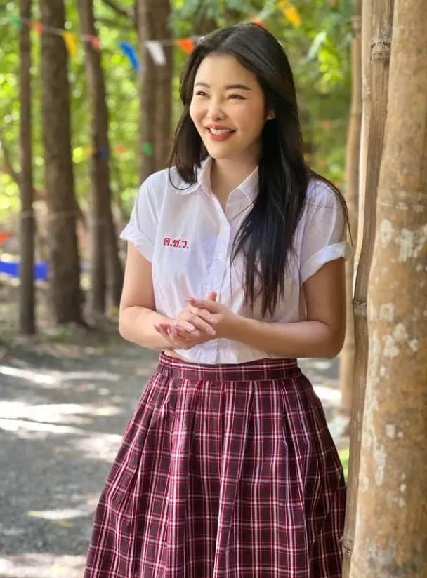 ลิลลี่ เหงียน ไฮโซสาวสวย คนดังจากโหนกระแส สวยเซ็กซี่ หุ่นแซ่บสุดปัง 7