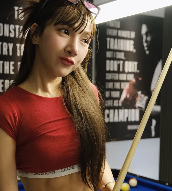 ตุ๊ดตู่ โหนกระแส ครีเอเตอร์ สาวสวย หุ่นเซ็กซี่ พร้อมรอยยิ้ม ขยี้ใจหนุ่มๆ 15