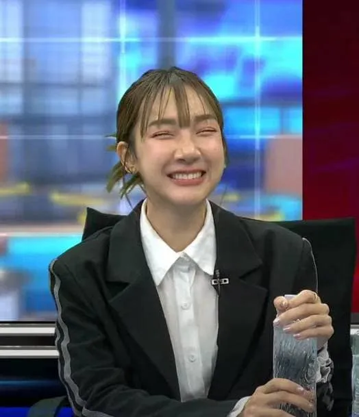 ตุ๊ดตู่ โหนกระแส ครีเอเตอร์ สาวสวย หุ่นเซ็กซี่ พร้อมรอยยิ้ม ขยี้ใจหนุ่มๆ 1
