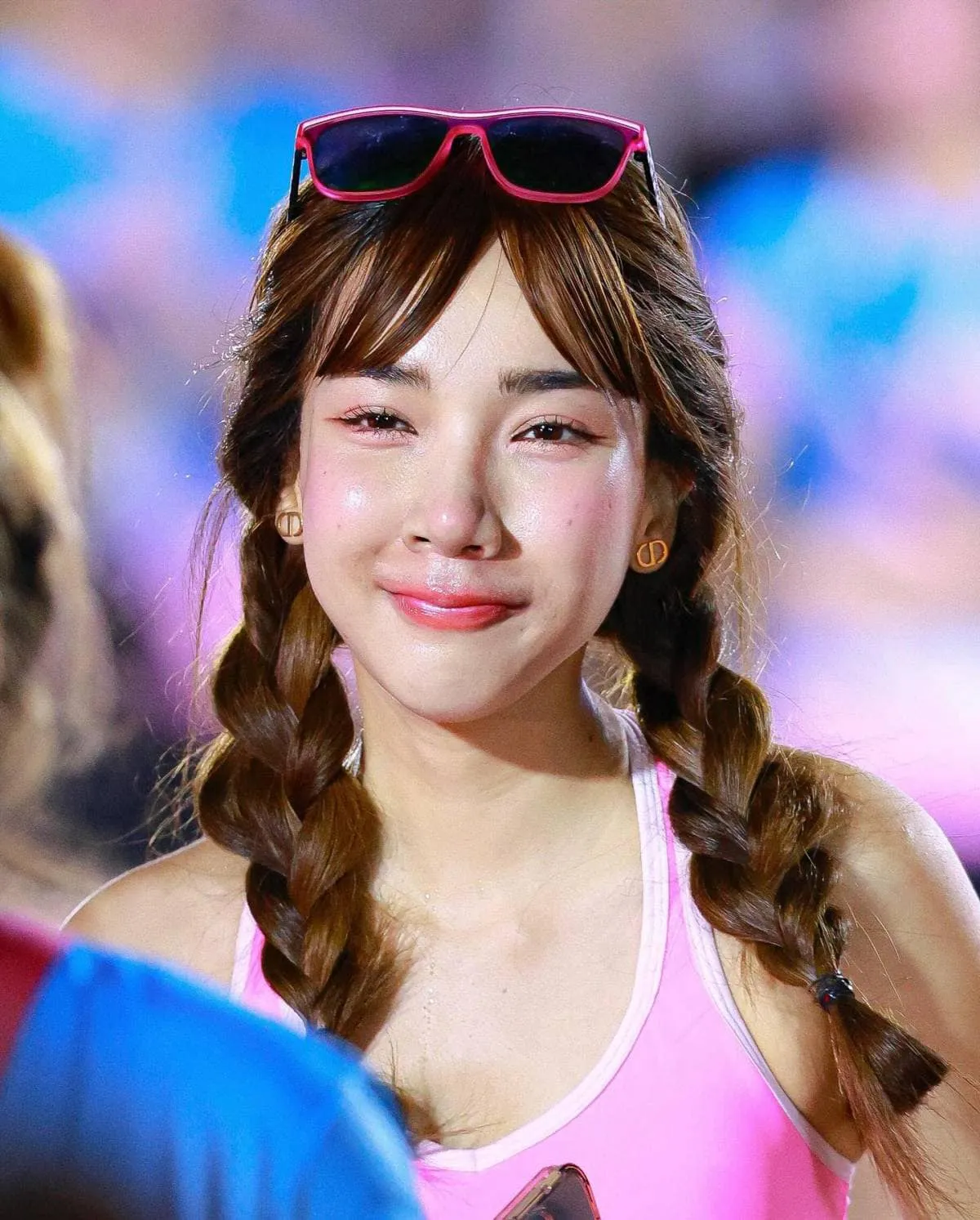 ตุ๊ดตู่ โหนกระแส ครีเอเตอร์ สาวสวย หุ่นเซ็กซี่ พร้อมรอยยิ้ม ขยี้ใจหนุ่มๆ 4