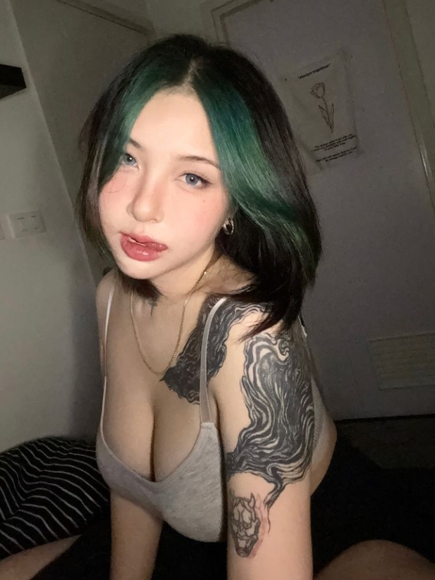 ซายา Xaya Bolin สาวสวยไซส์มินิ สุดเร้าใจ ความแซ่บ พุ่งกระฉูดทุกโพสต์ 14
