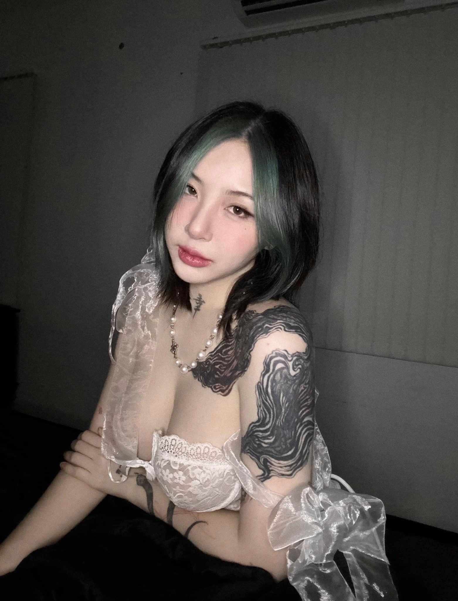 ซายา Xaya Bolin สาวสวยไซส์มินิ สุดเร้าใจ ความแซ่บ พุ่งกระฉูดทุกโพสต์ 10