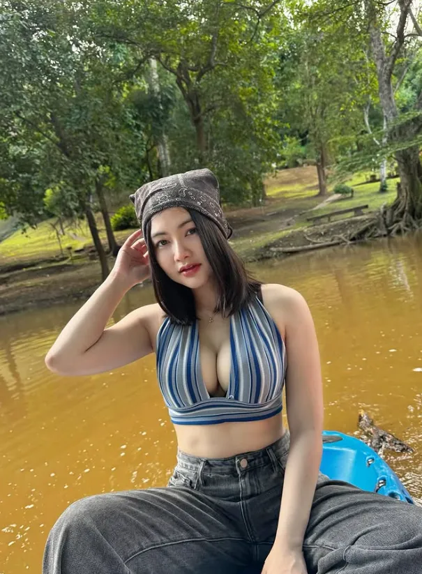 น้องปาล์มมี่ พิชชภา สาวแว่น สายแซ่บ ขยี้ใจ มีเสน่ห์เกินลิมิต น่าติดตาม 24